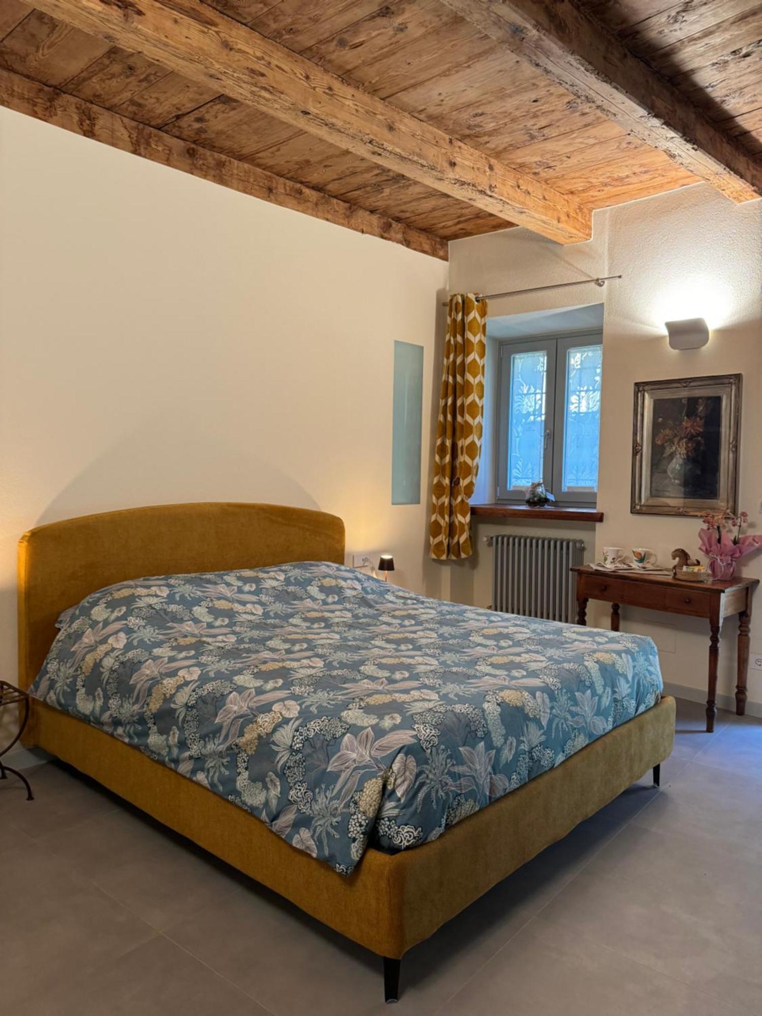 Le Relais Du Bourg Chambres De Charme Wellnes Donnaz Esterno foto